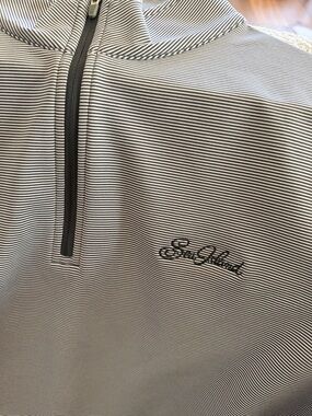 Peter Millar Sea Island Quarter Zip L/S Golf Pullover. Navy/White Stripes. Large